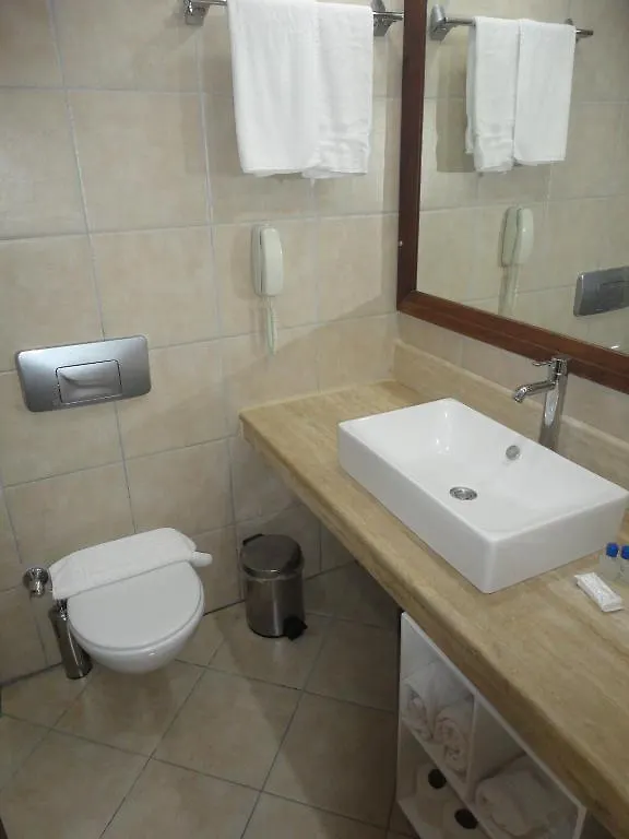 Okaliptus Otel Bitez 4*,
