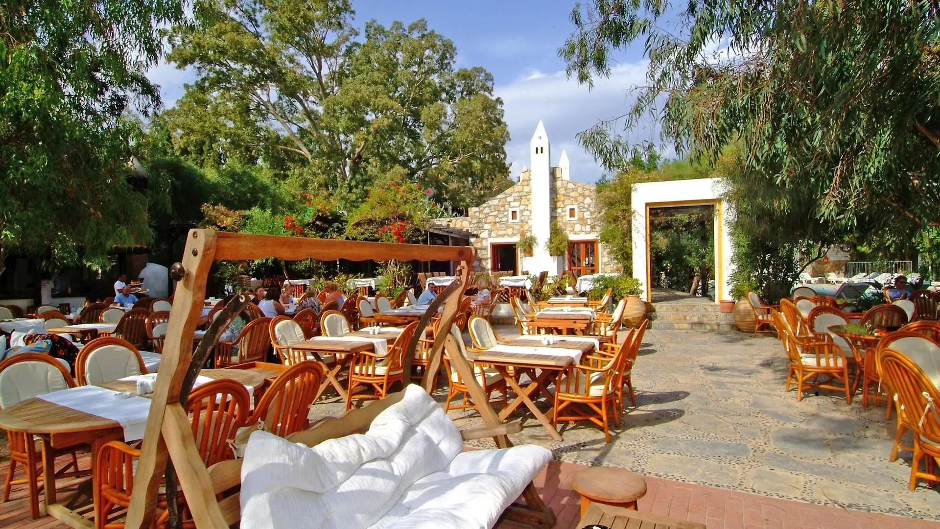 Okaliptus Otel Bitez