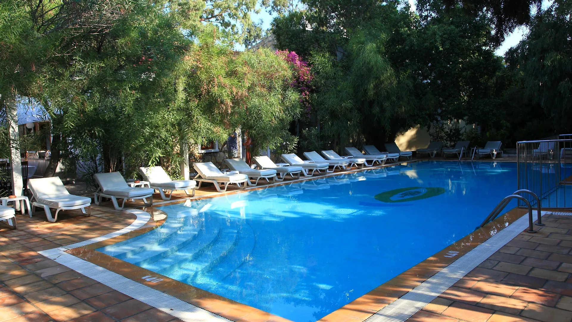 Okaliptus Otel Bitez 4*,  Turkey