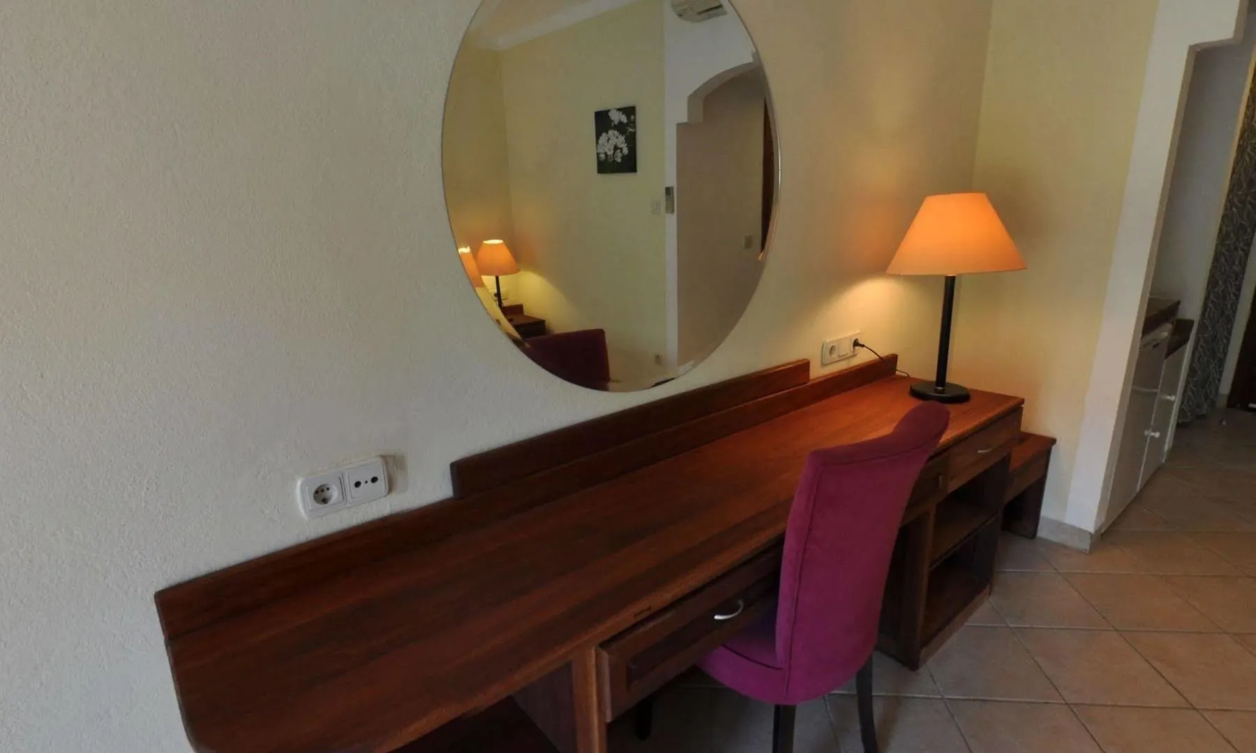 Okaliptus Otel Bitez 4*,